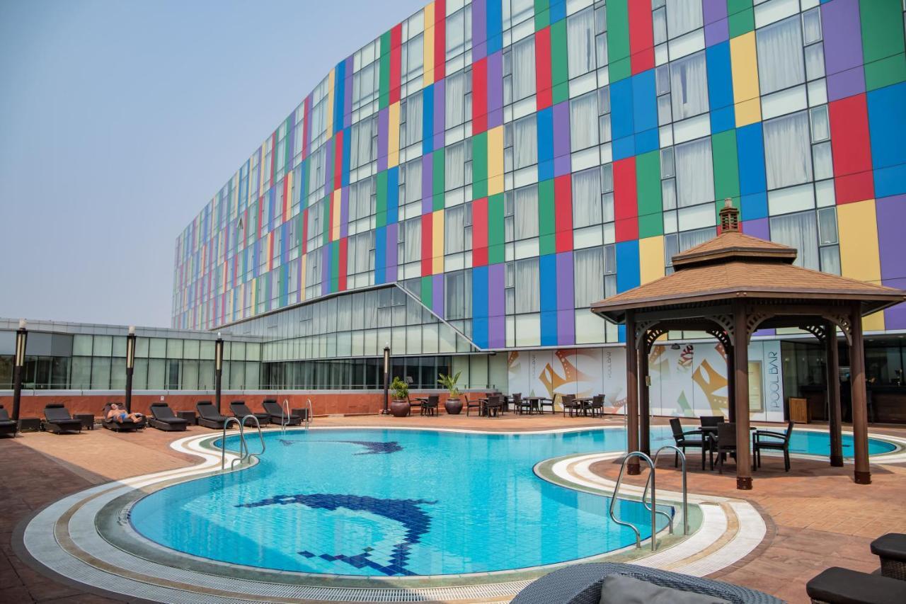 Hotel De Convencoes De Talatona Hcta ルアンダ エクステリア 写真