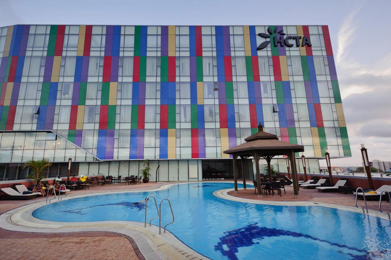 Hotel De Convencoes De Talatona Hcta ルアンダ エクステリア 写真