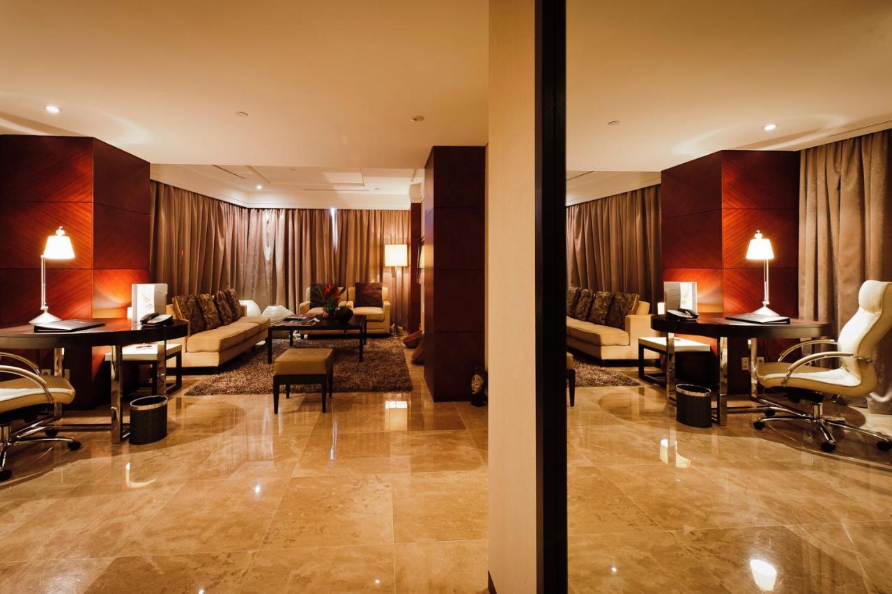 Hotel De Convencoes De Talatona Hcta ルアンダ エクステリア 写真