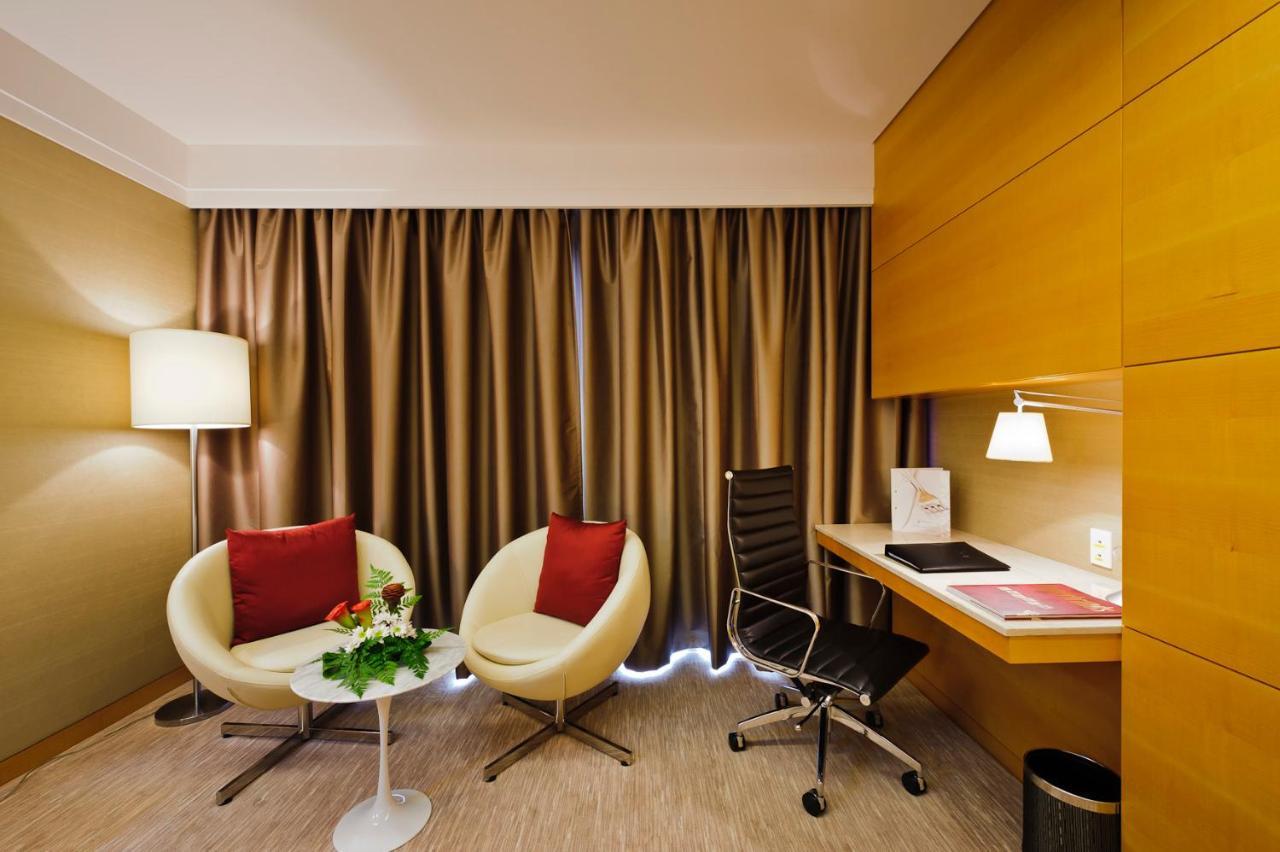 Hotel De Convencoes De Talatona Hcta ルアンダ エクステリア 写真