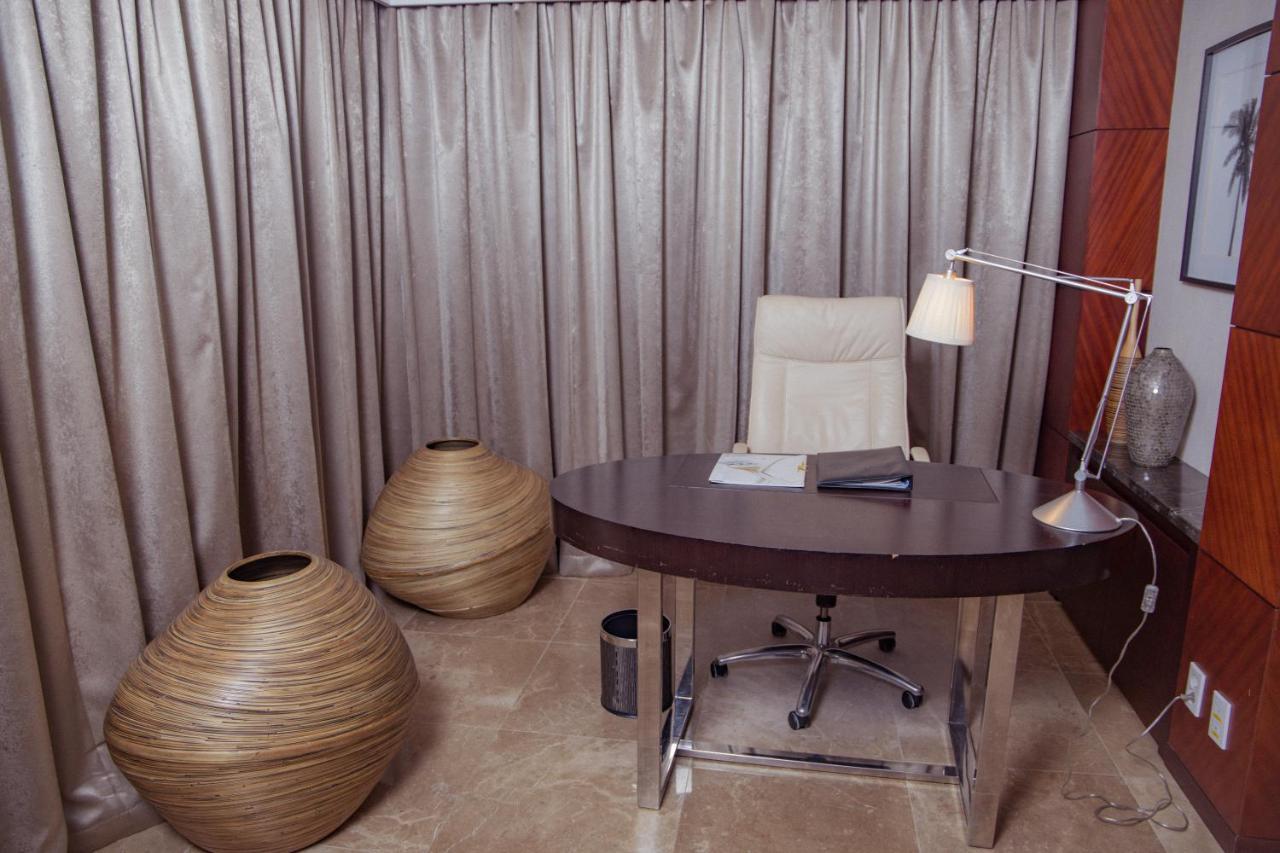 Hotel De Convencoes De Talatona Hcta ルアンダ エクステリア 写真