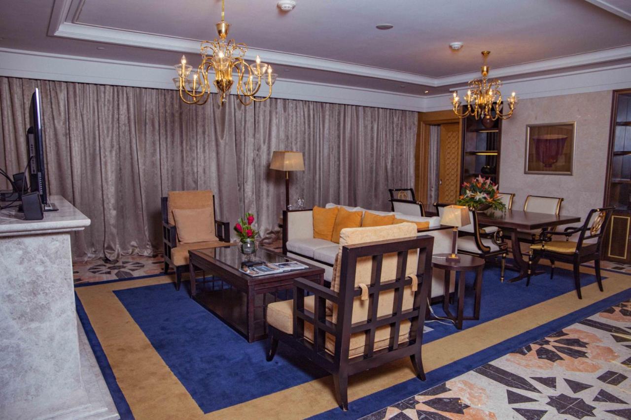 Hotel De Convencoes De Talatona Hcta ルアンダ エクステリア 写真